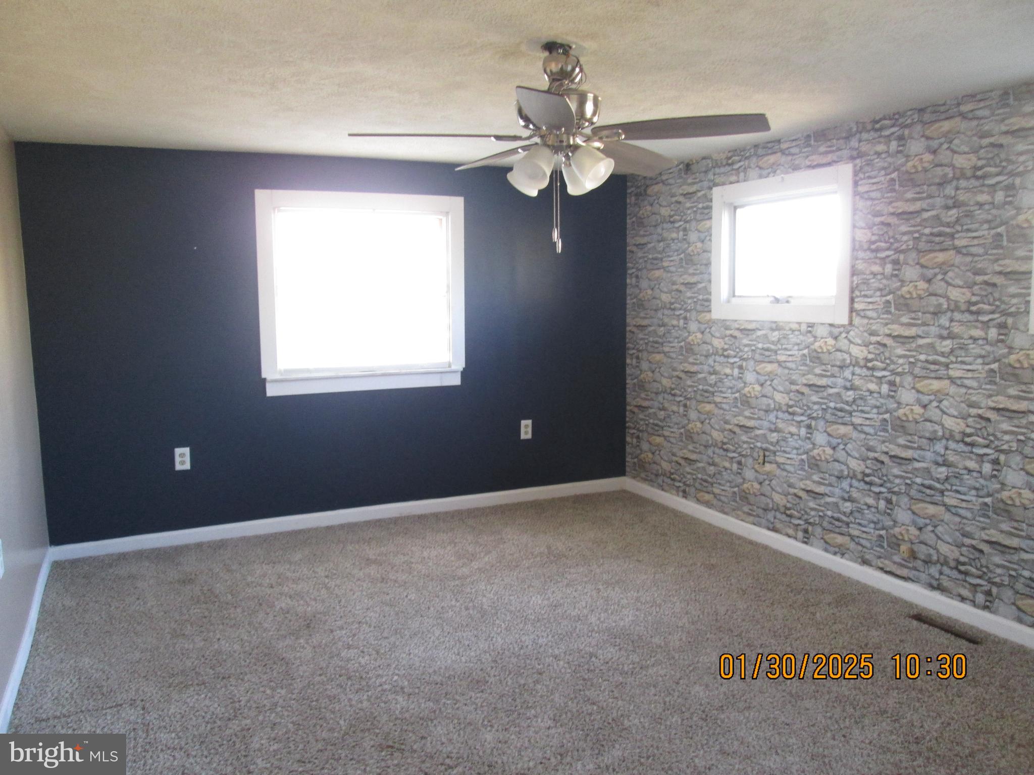 FRANKFORT - Residential