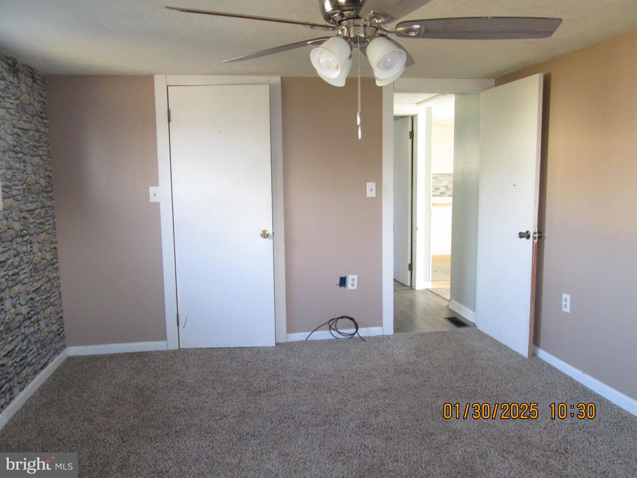 FRANKFORT - Residential