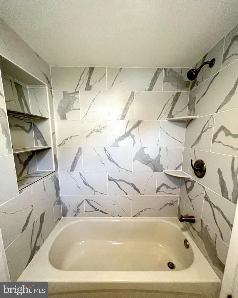 CONSHOHOCKEN - Residential Lease