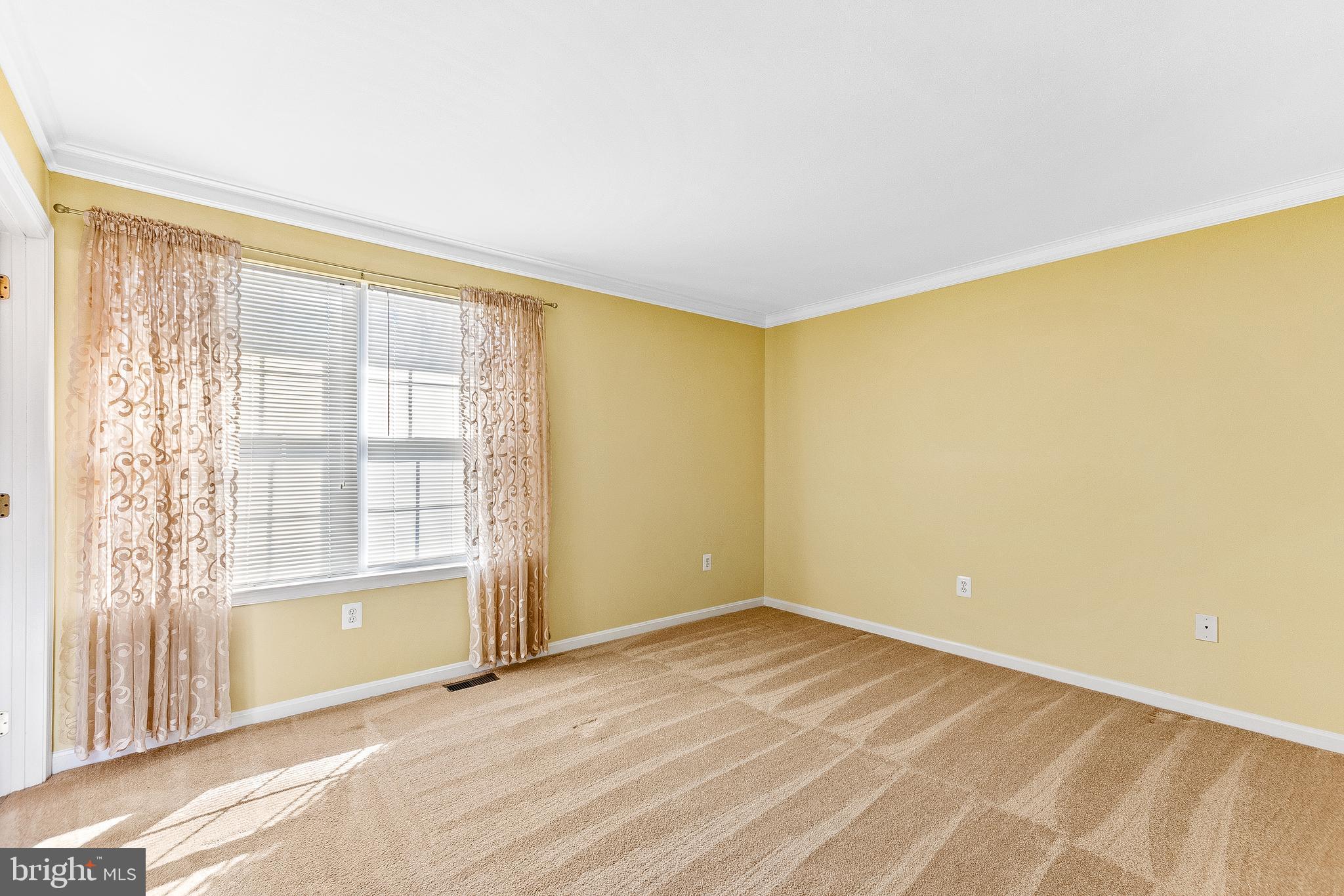 BREEZY POINT - Residential