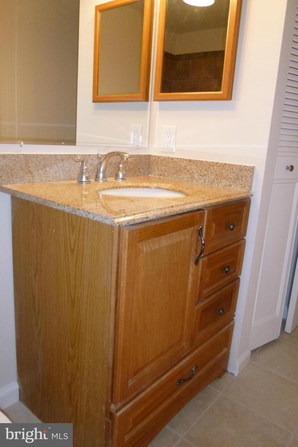 GEORGETOWN PRK/GREENWOOD - Residential