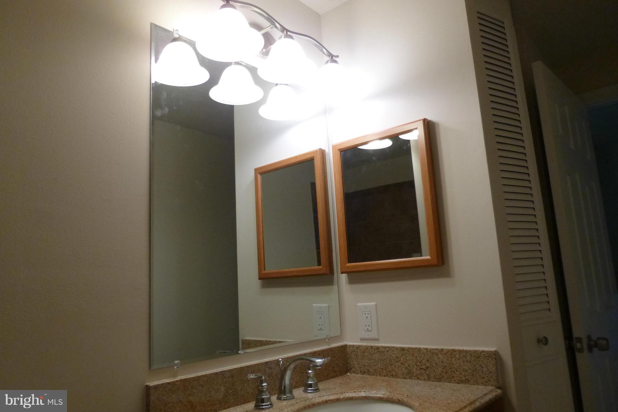 GEORGETOWN PRK/GREENWOOD - Residential