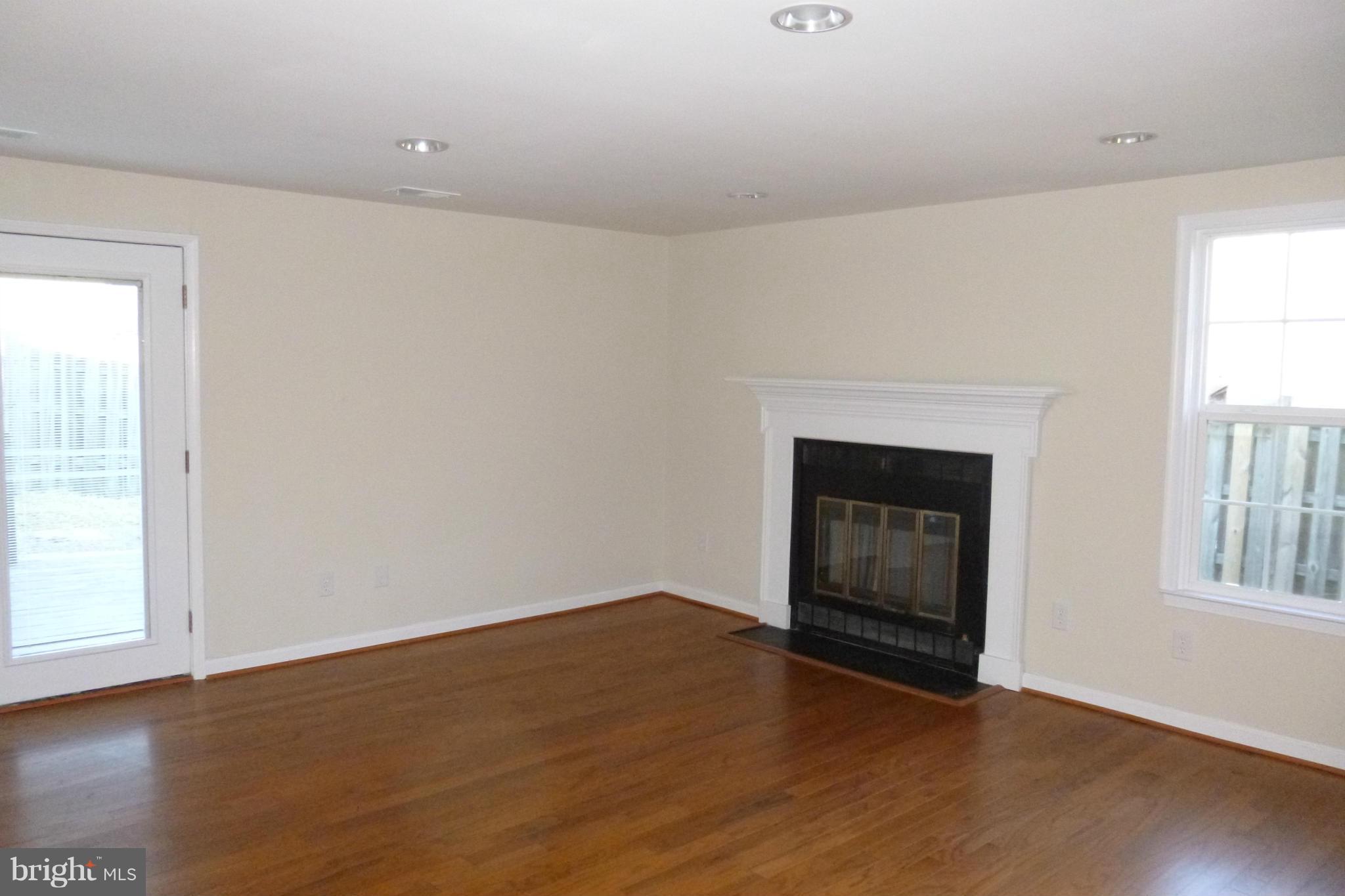 GEORGETOWN PRK/GREENWOOD - Residential