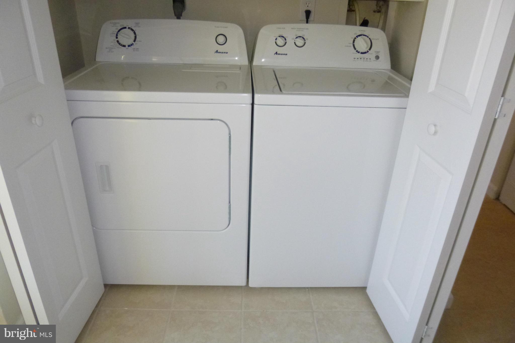 GEORGETOWN PRK/GREENWOOD - Residential