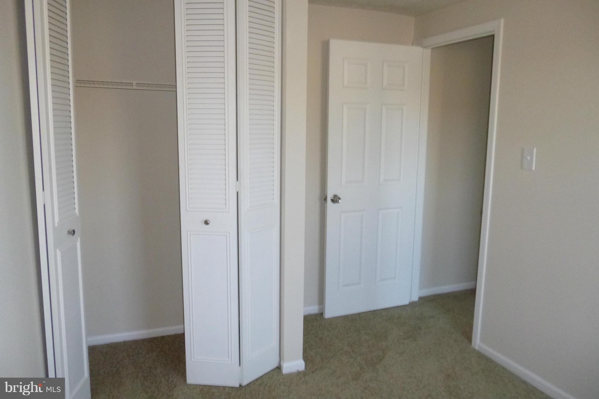 GEORGETOWN PRK/GREENWOOD - Residential