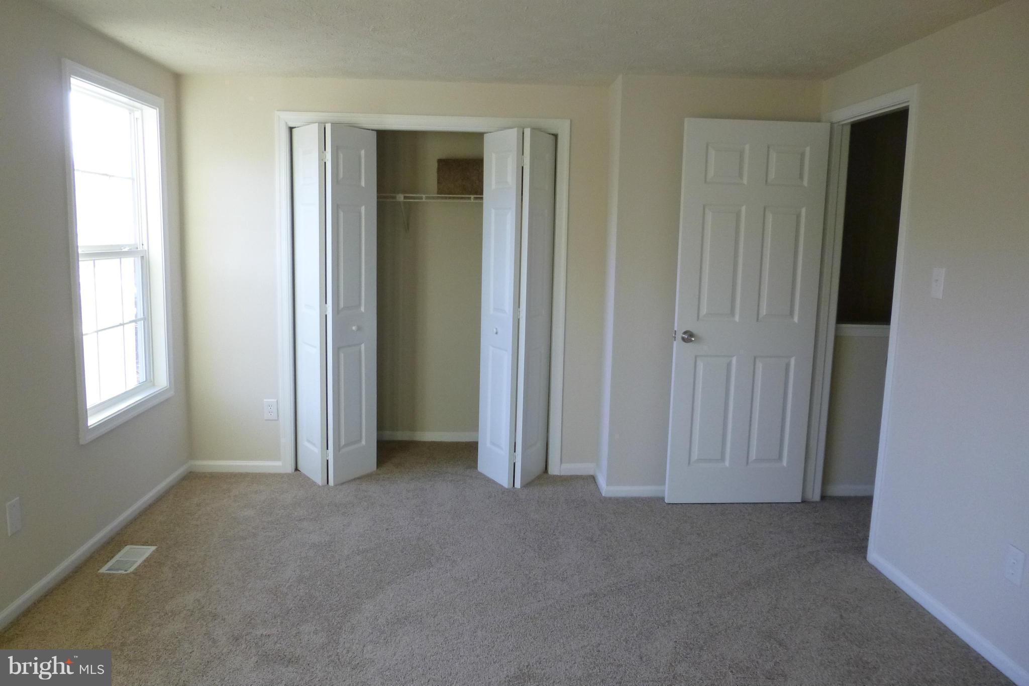 GEORGETOWN PRK/GREENWOOD - Residential