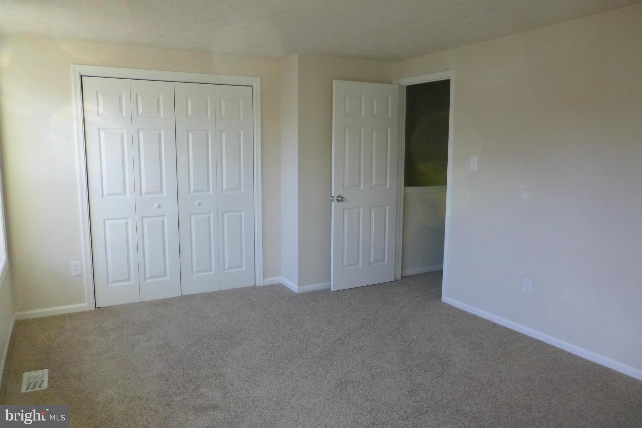 GEORGETOWN PRK/GREENWOOD - Residential