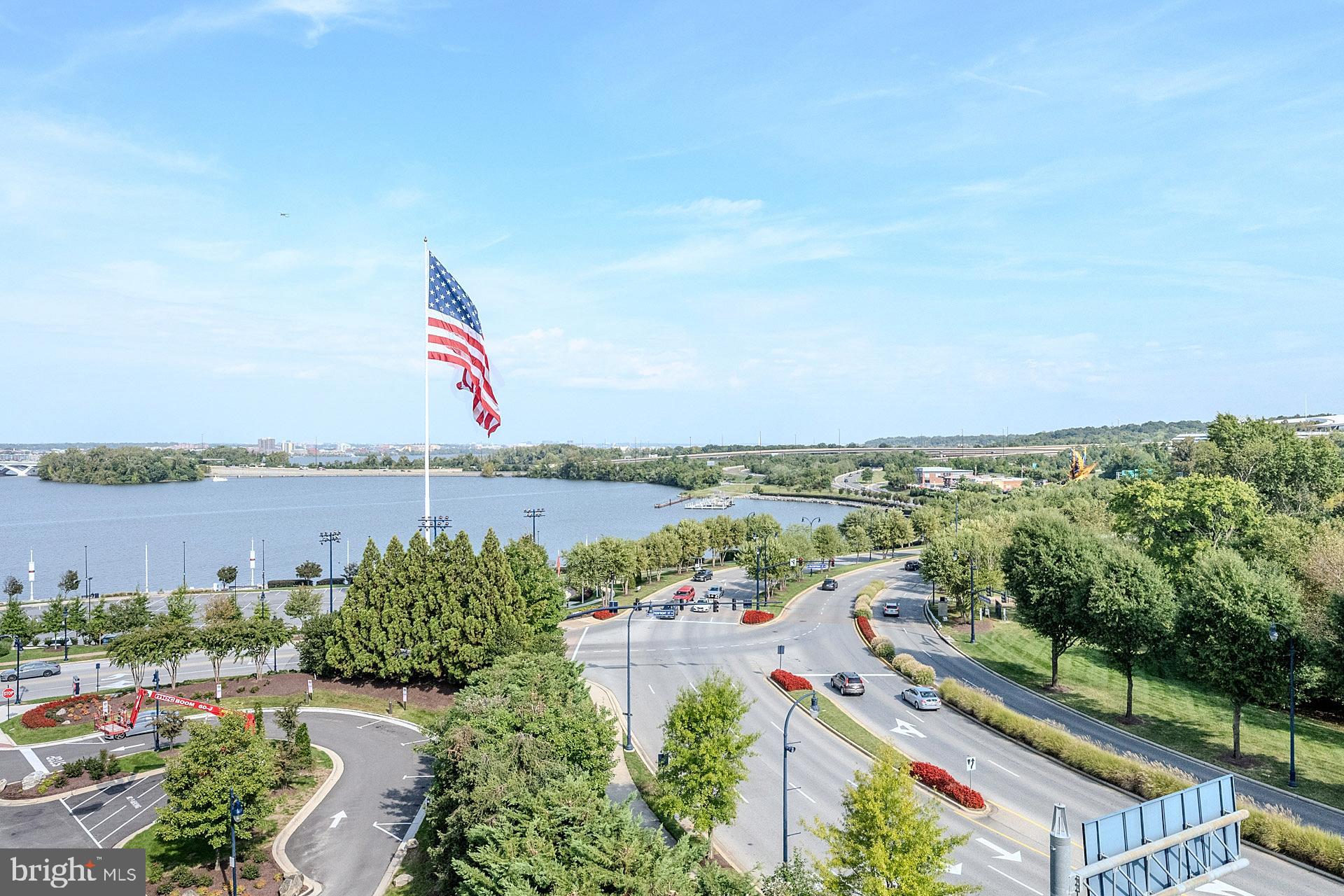 ONE NATIONAL HARBOR CONDOMINIUM - Residential