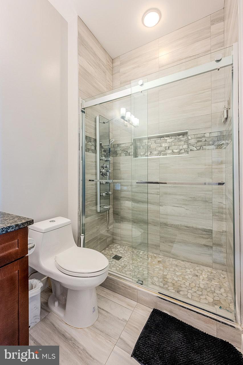 ONE NATIONAL HARBOR CONDOMINIUM - Residential