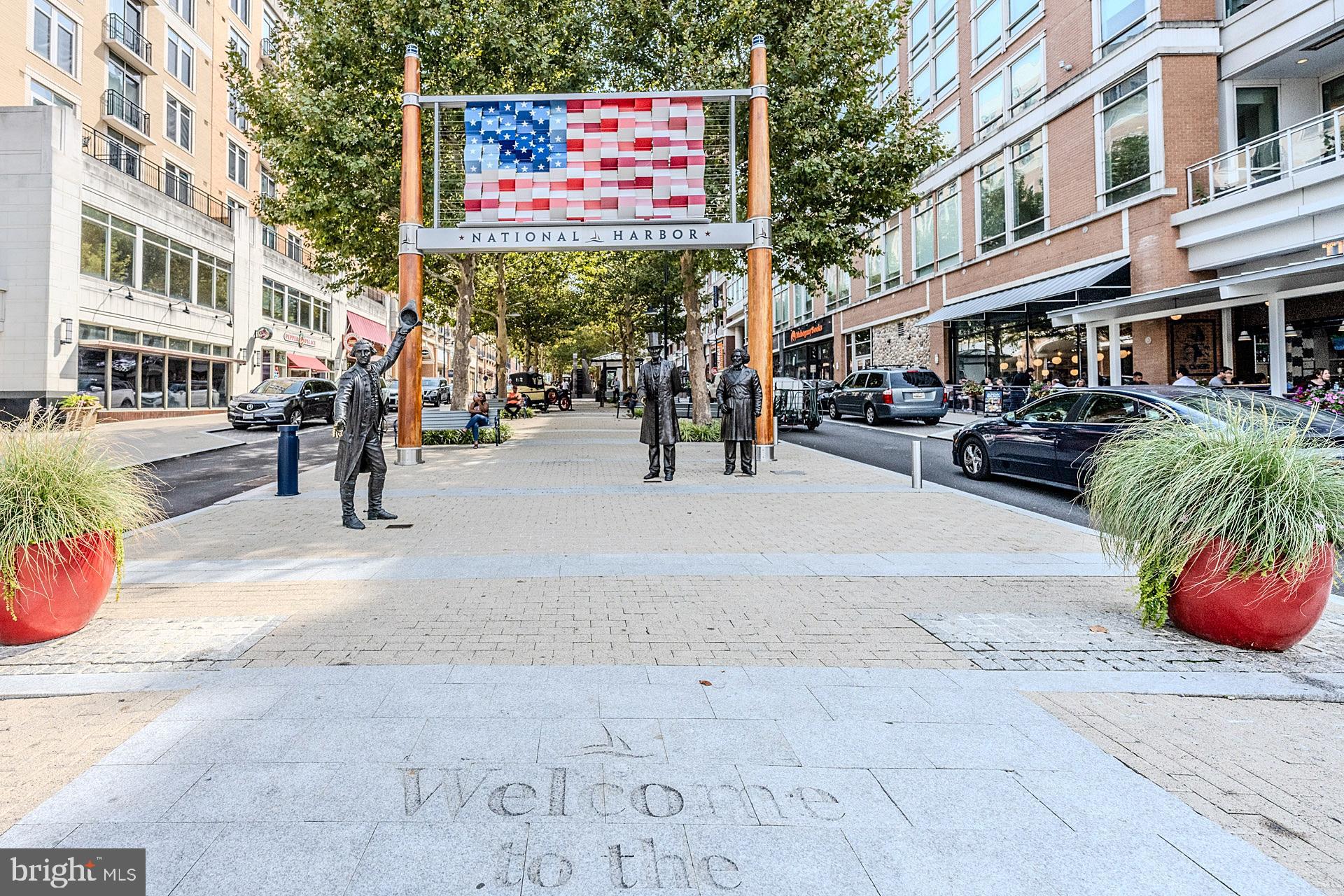 ONE NATIONAL HARBOR CONDOMINIUM - Residential