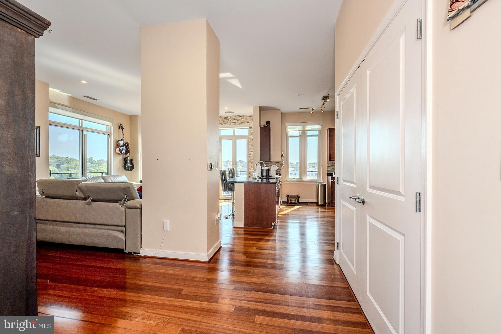 ONE NATIONAL HARBOR CONDOMINIUM - Residential