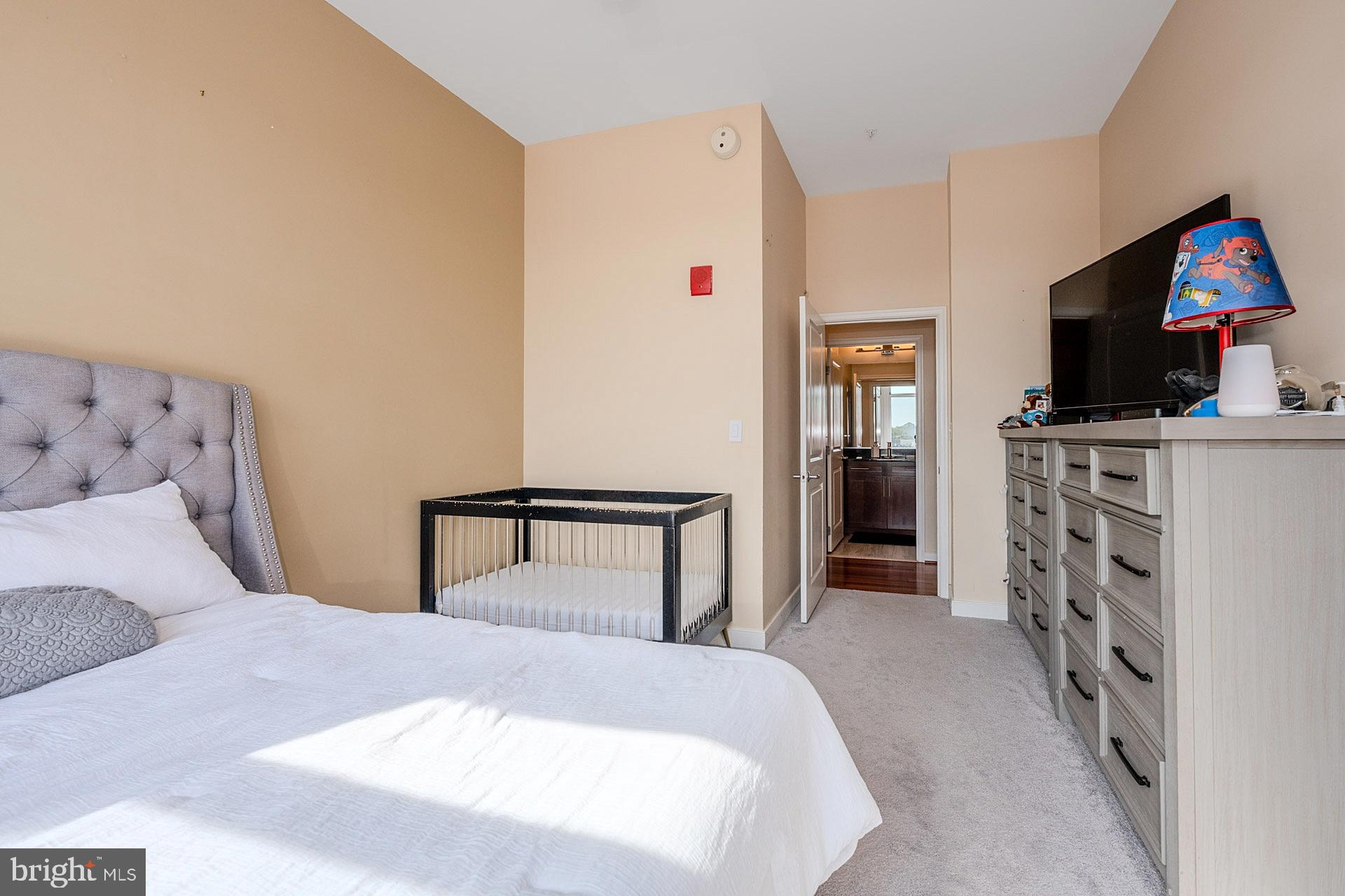 ONE NATIONAL HARBOR CONDOMINIUM - Residential