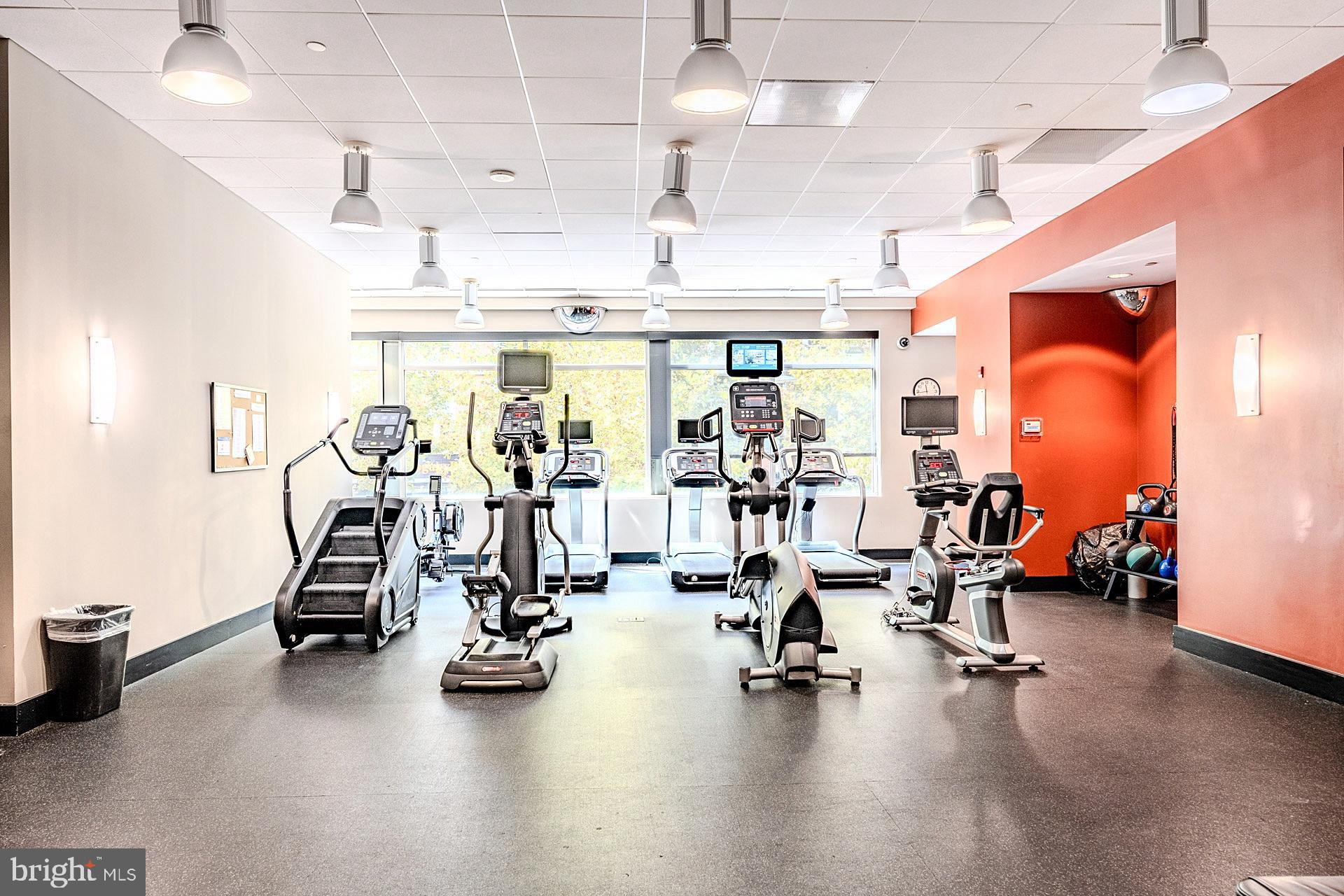 ONE NATIONAL HARBOR CONDOMINIUM - Residential