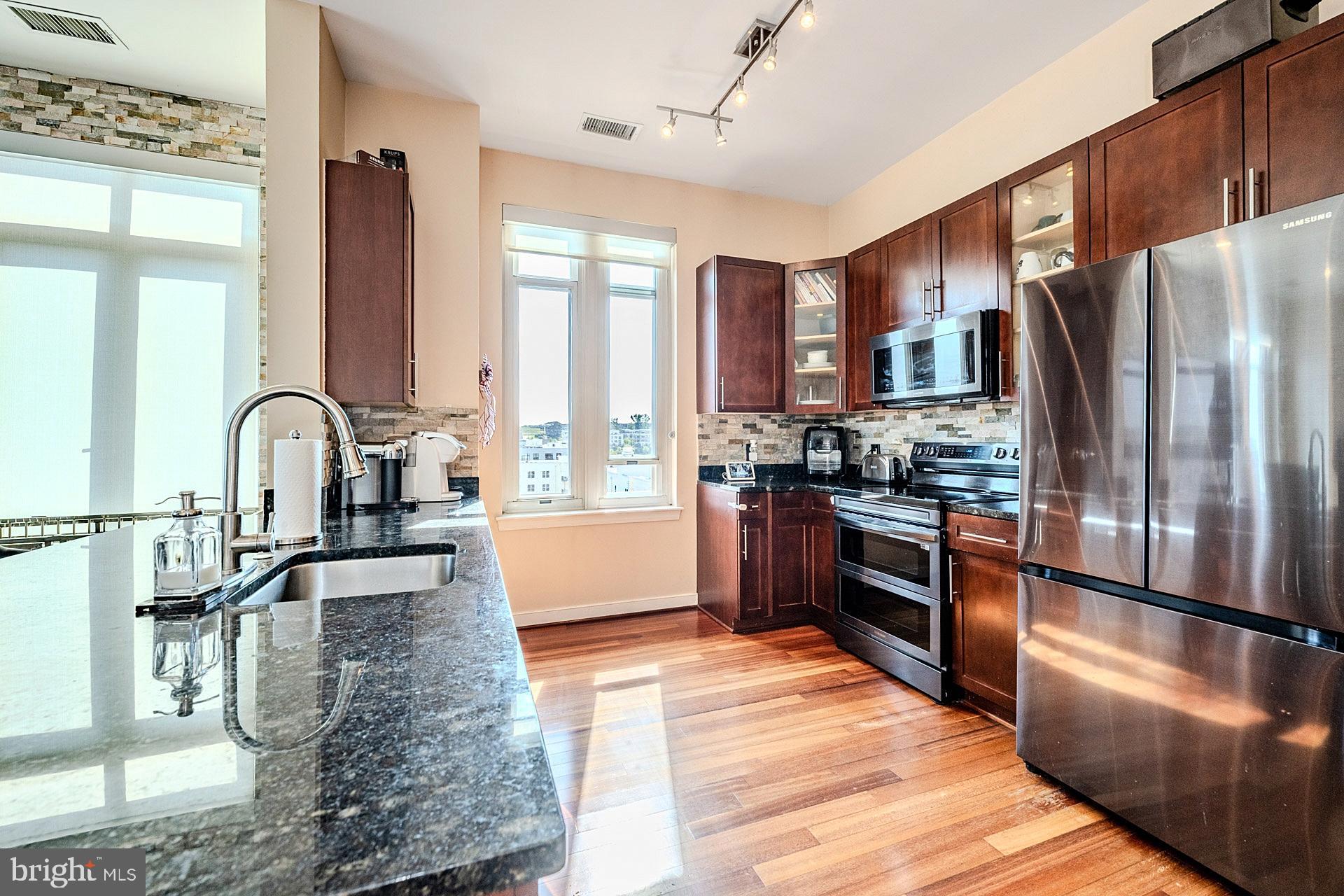 ONE NATIONAL HARBOR CONDOMINIUM - Residential