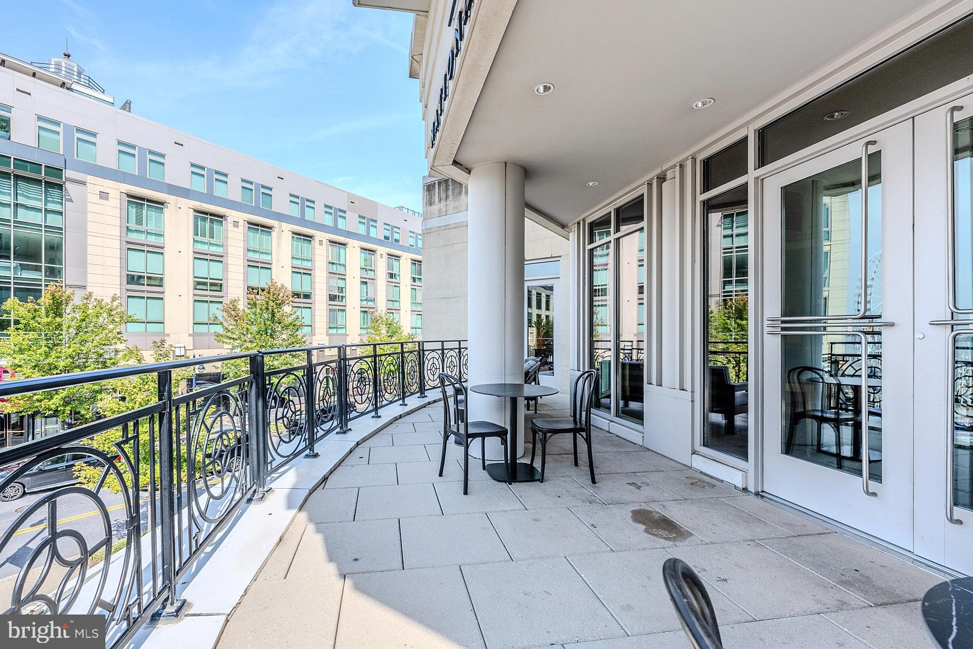 ONE NATIONAL HARBOR CONDOMINIUM - Residential