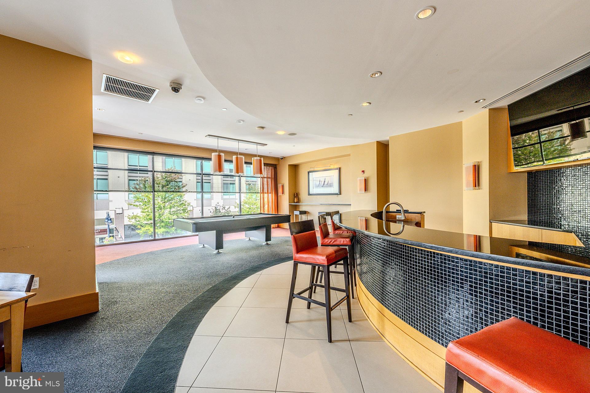 ONE NATIONAL HARBOR CONDOMINIUM - Residential