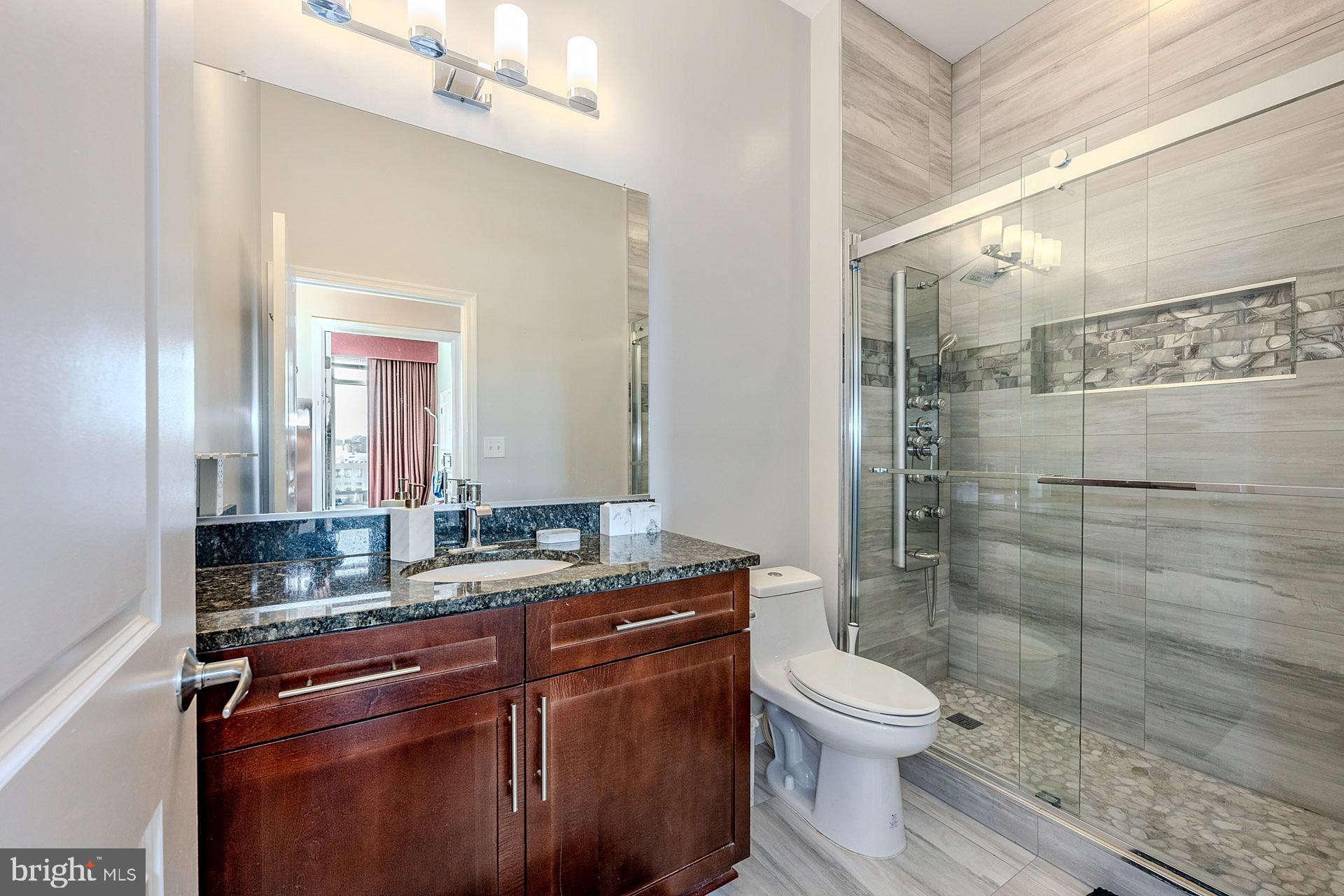 ONE NATIONAL HARBOR CONDOMINIUM - Residential