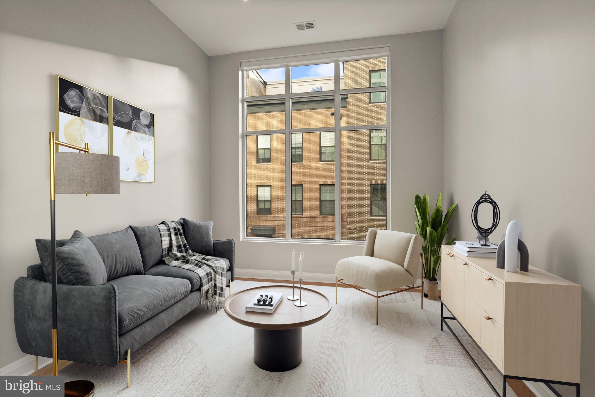 OLD TOWN ALEXANDRIA - Residential