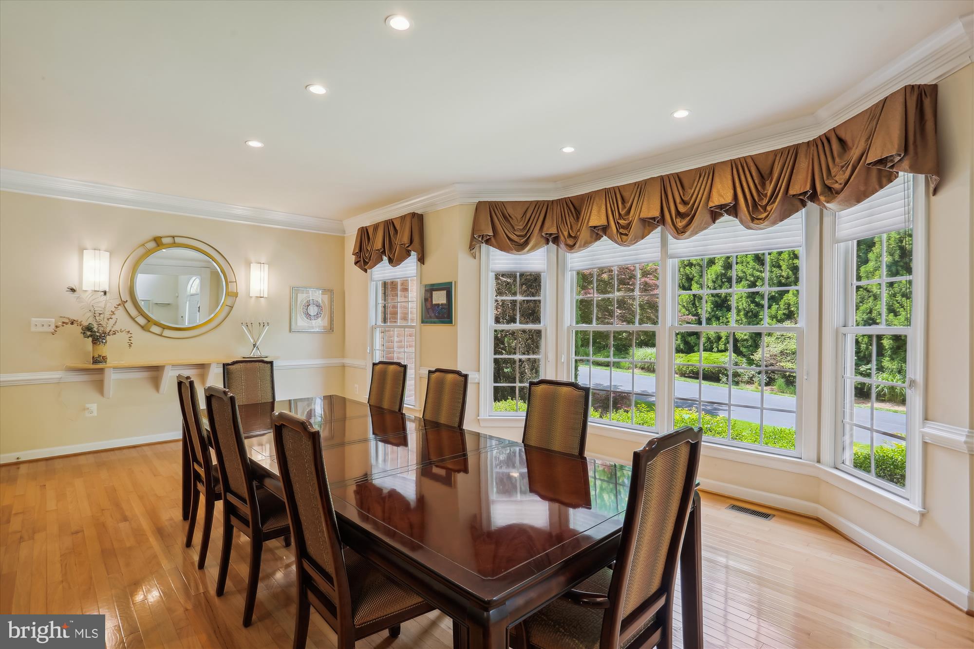 KEMP MILL FOREST - Residential