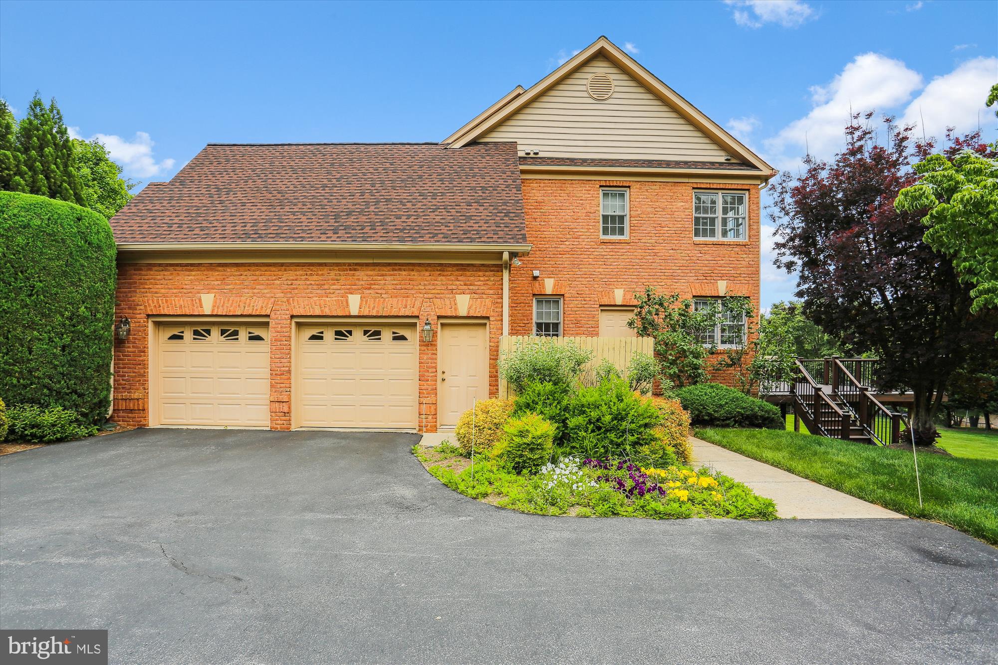 KEMP MILL FOREST - Residential