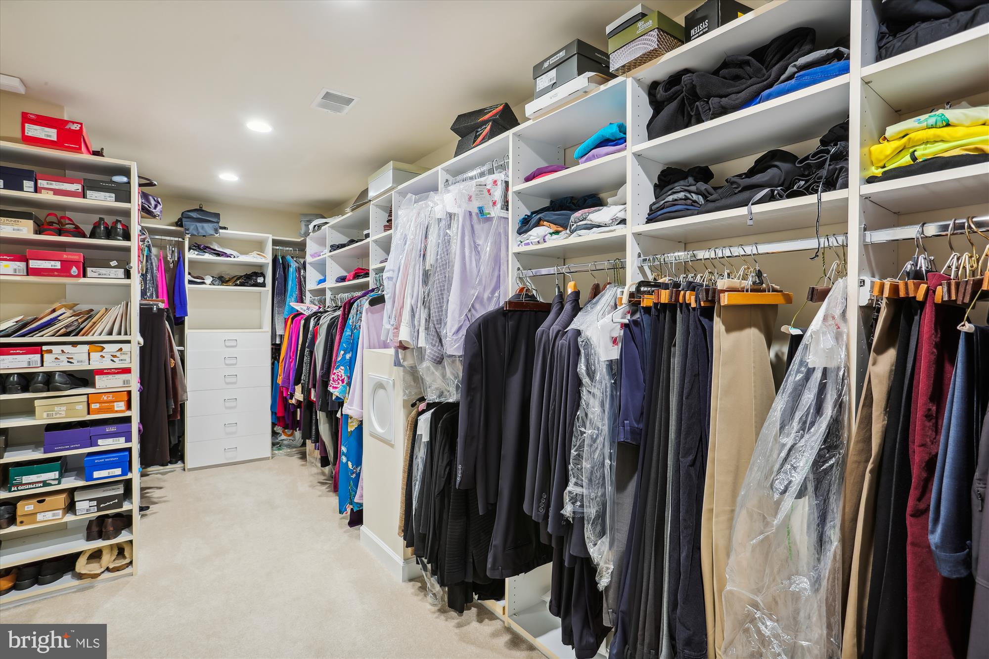 KEMP MILL FOREST - Residential