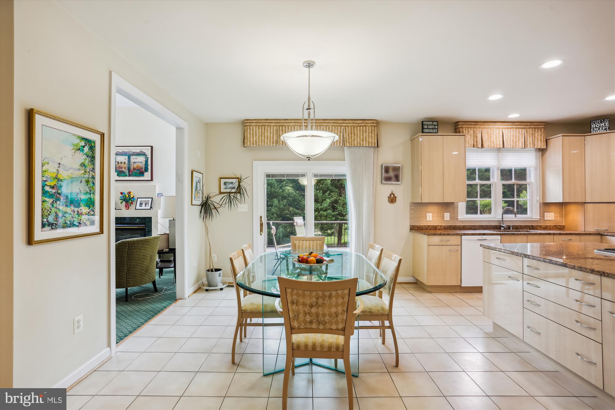 KEMP MILL FOREST - Residential