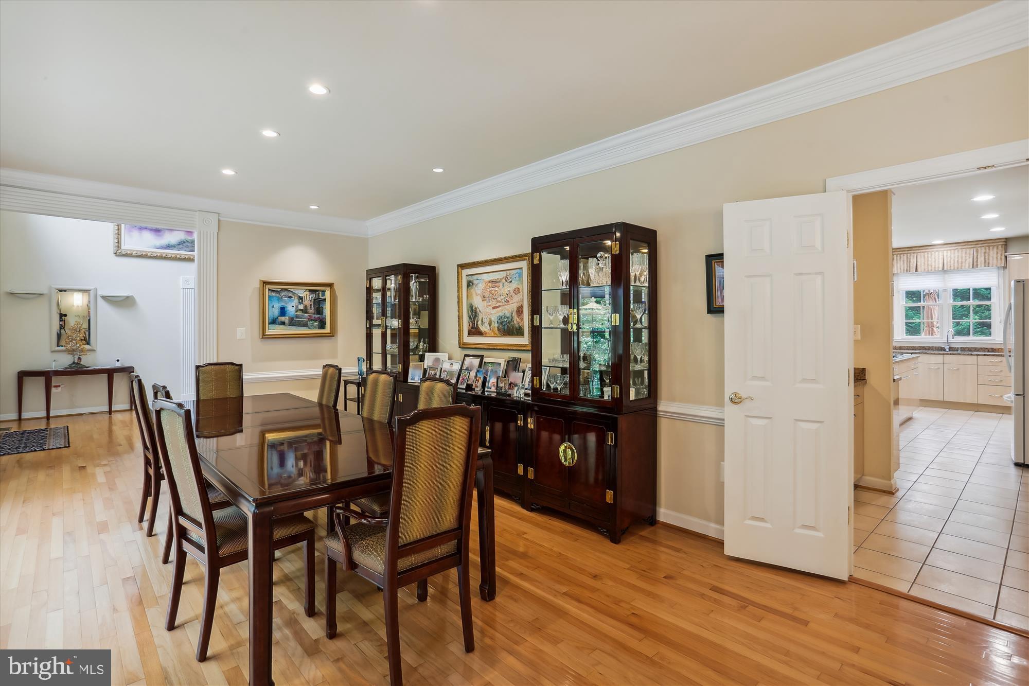 KEMP MILL FOREST - Residential