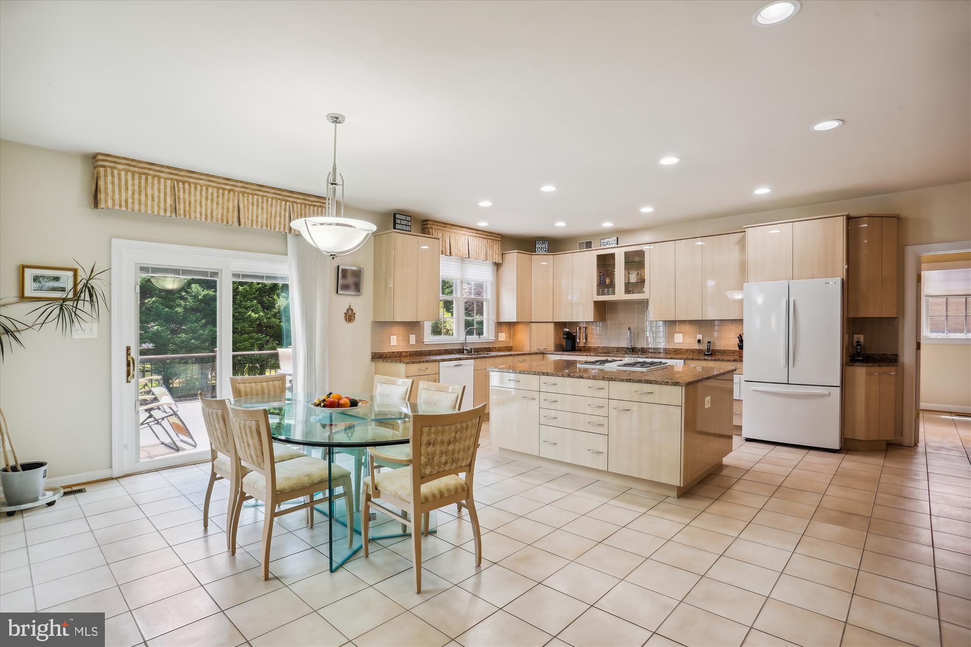 KEMP MILL FOREST - Residential