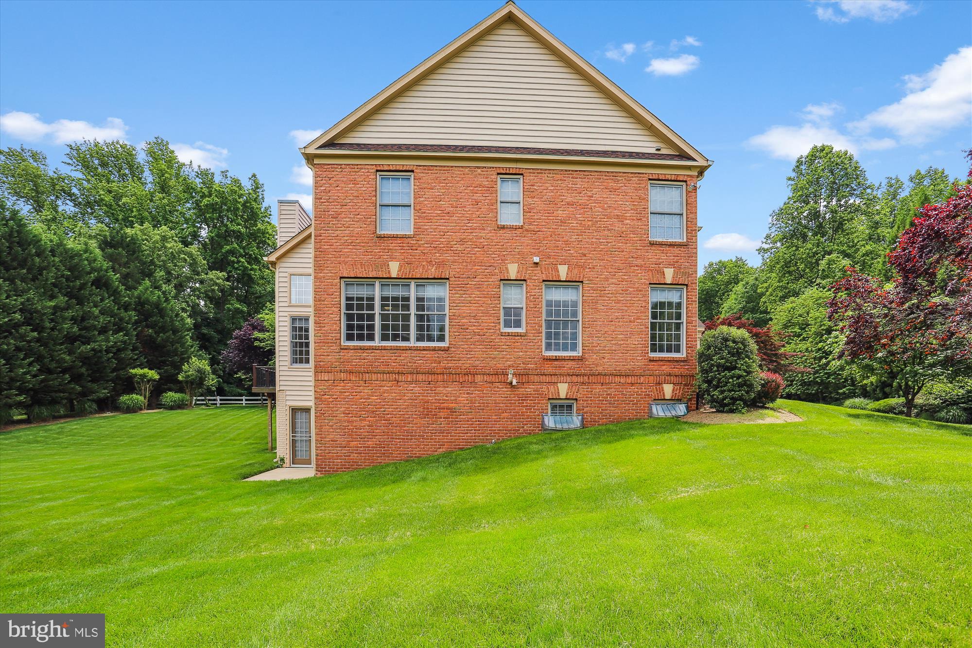 KEMP MILL FOREST - Residential