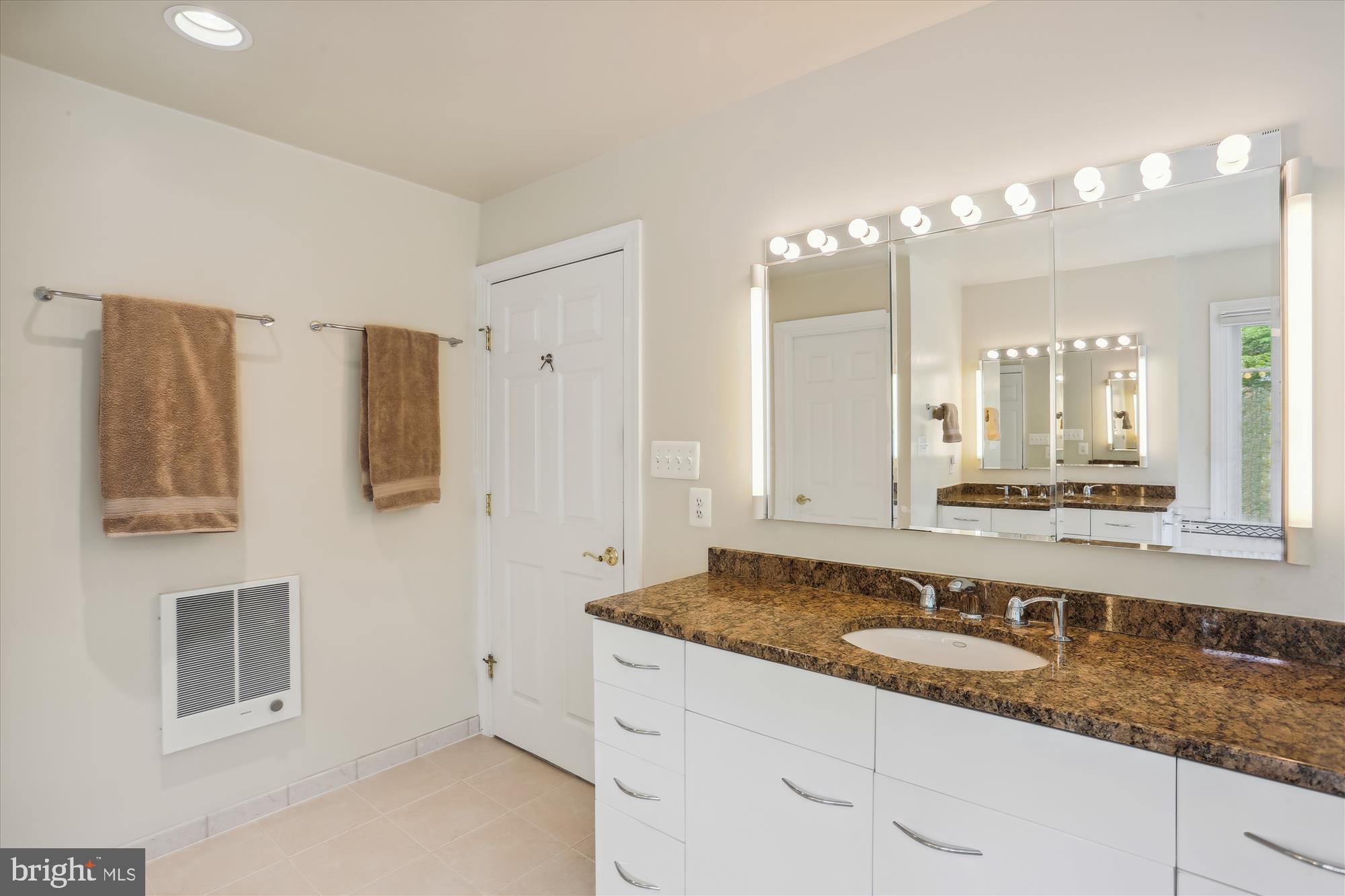 KEMP MILL FOREST - Residential