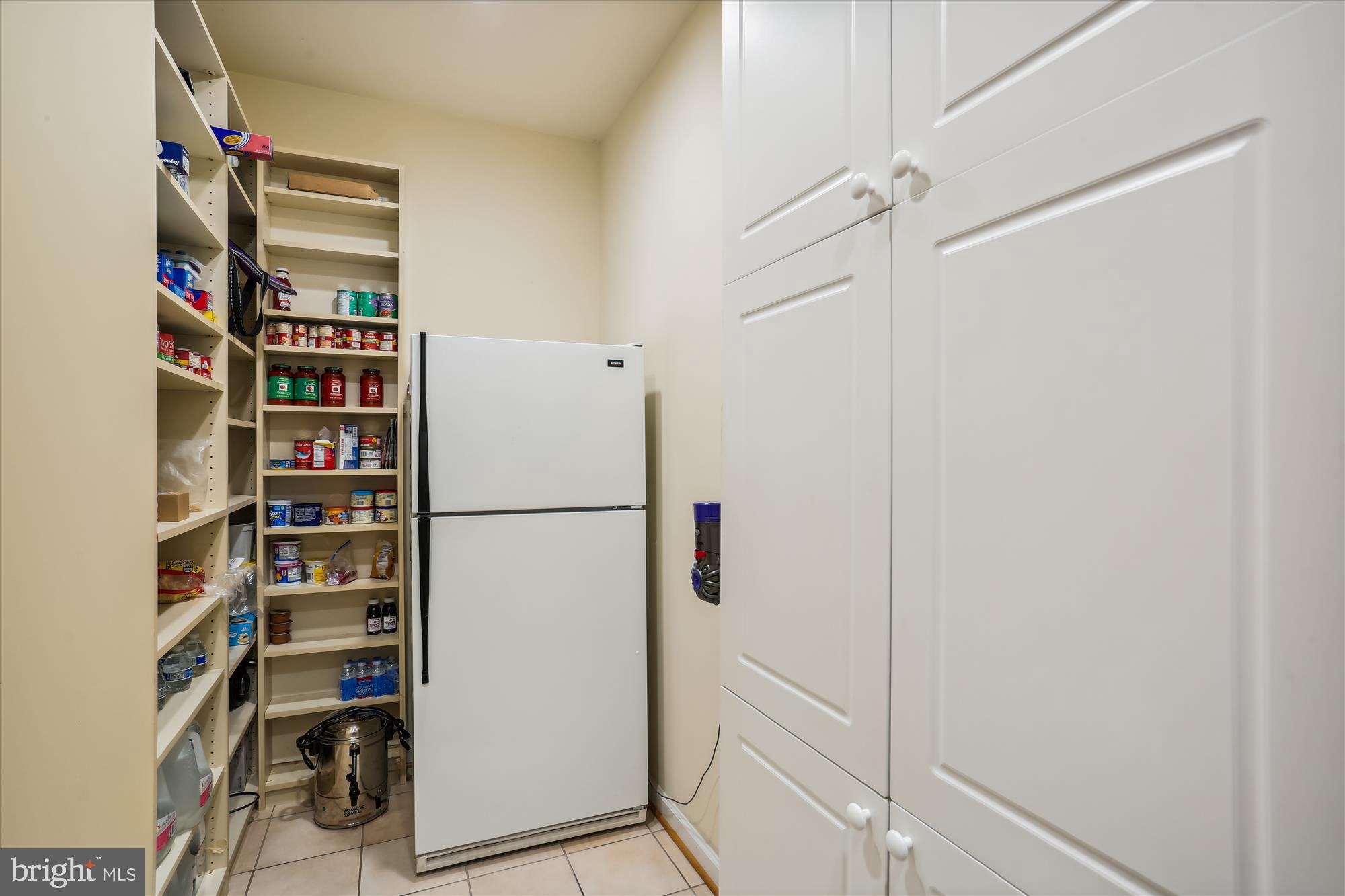 KEMP MILL FOREST - Residential