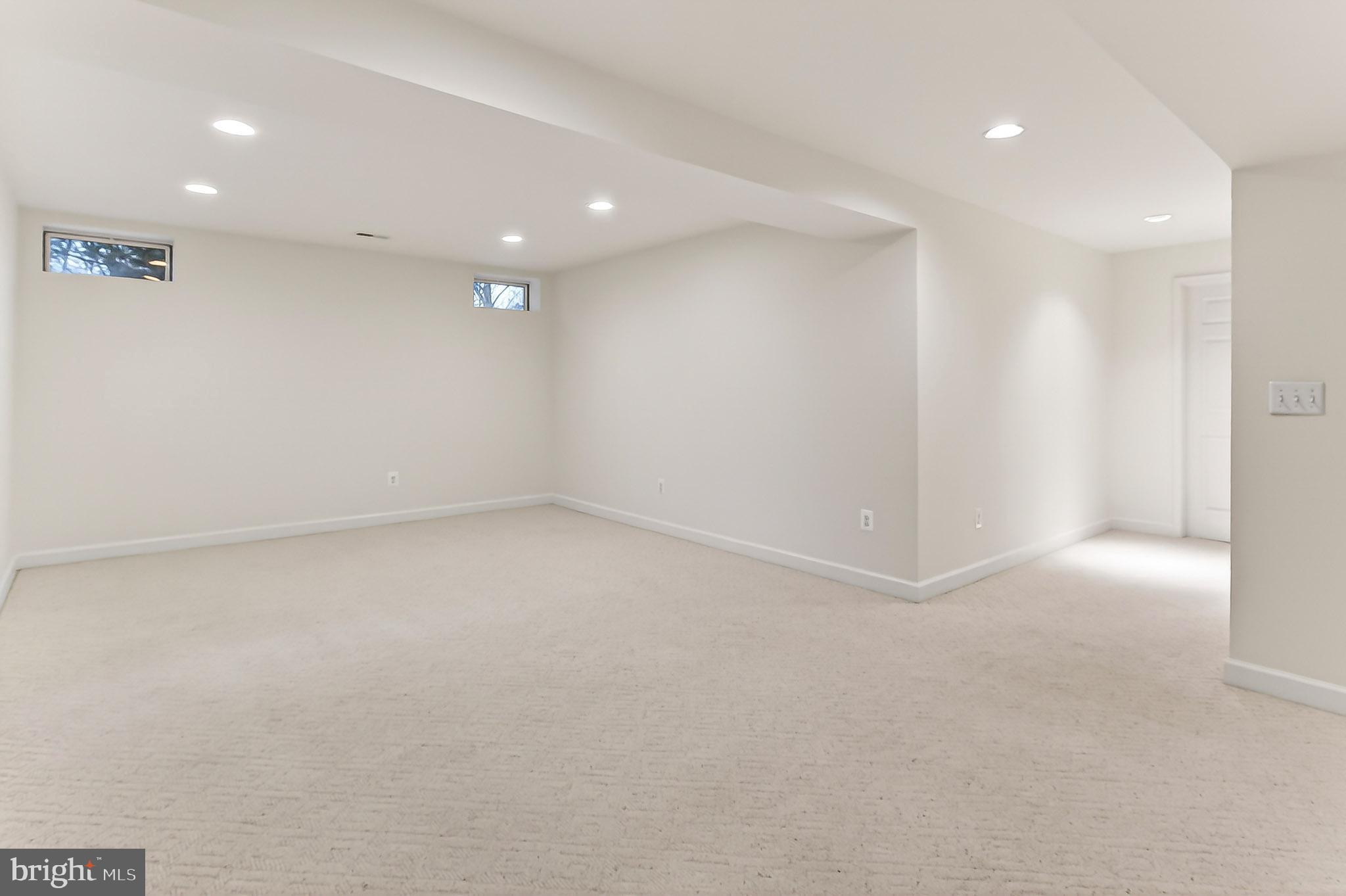 TIMBERBROOKE - Residential