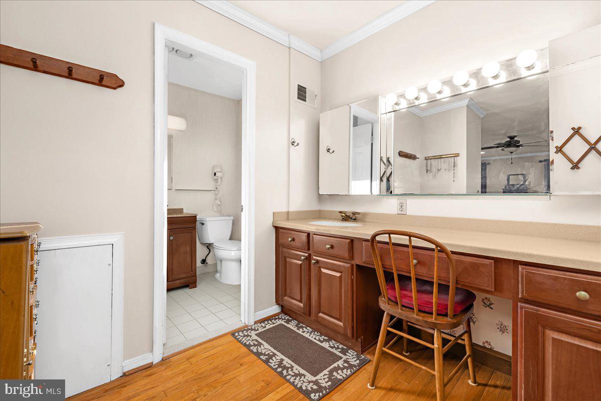 SHIPPING CREEK - Residential