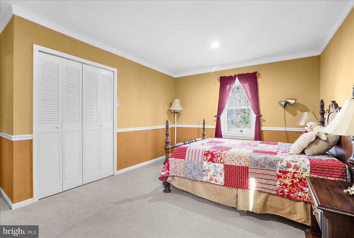 SHIPPING CREEK - Residential