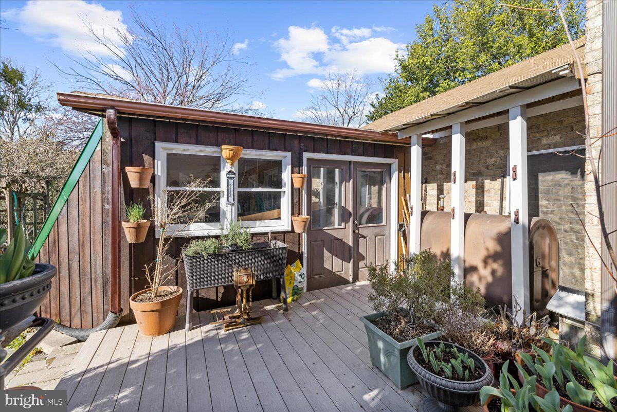 SHIPPING CREEK - Residential