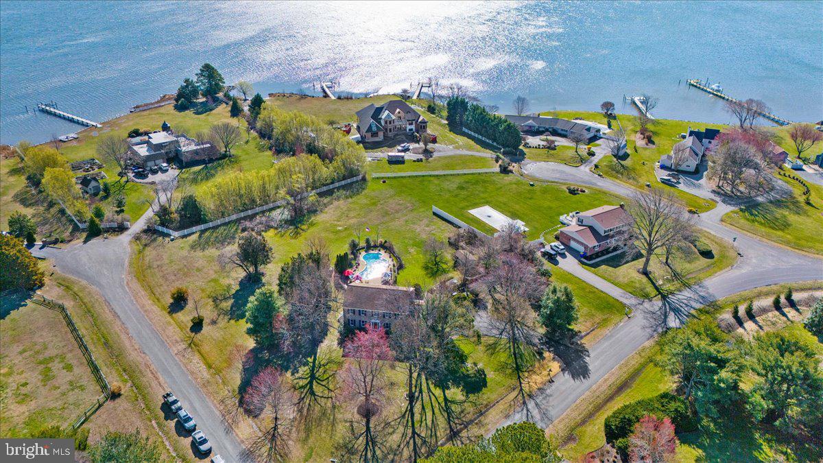 SHIPPING CREEK - Residential