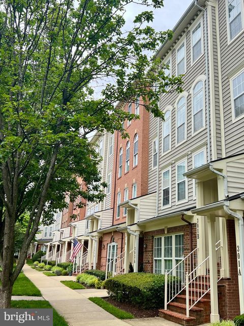301 CROSS GREEN STREET B 301-B GAITHERSBURG MD 20878