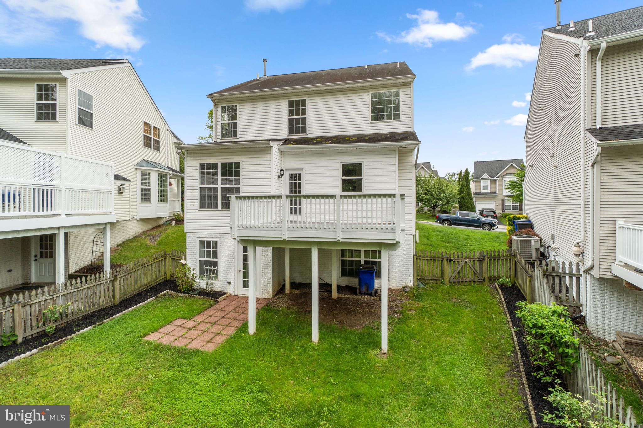 SPRING RIDGE - Residential