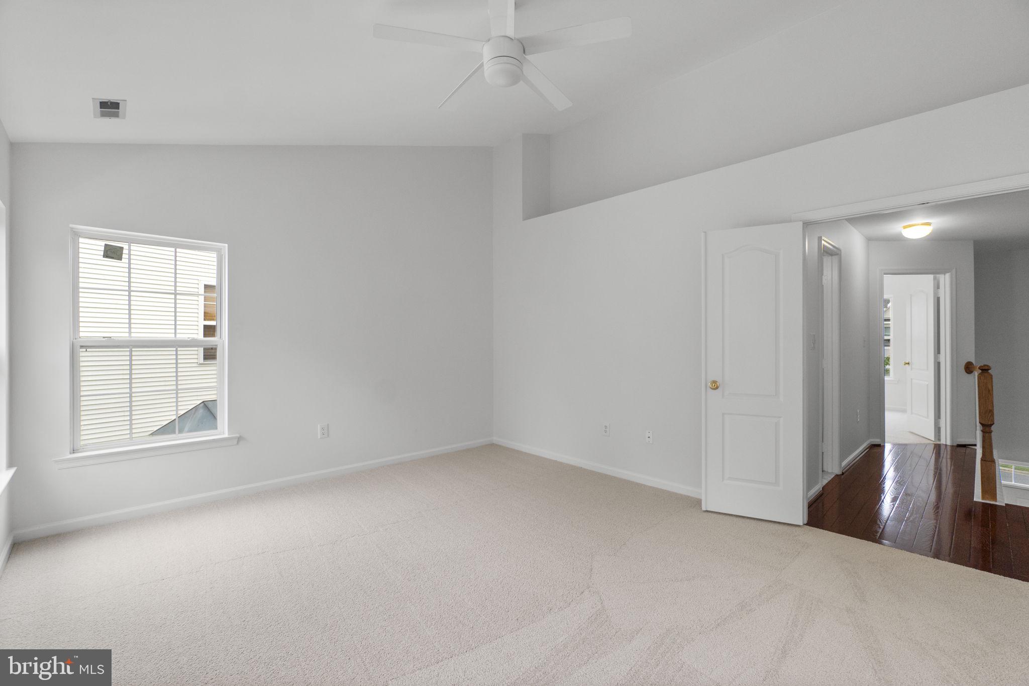 SPRING RIDGE - Residential