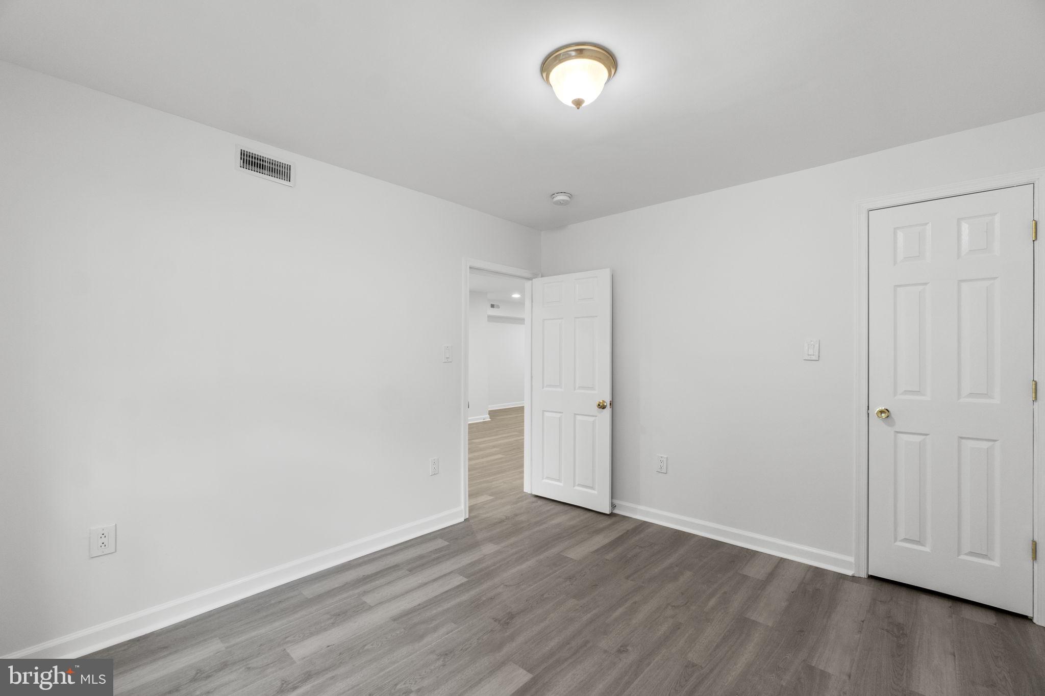 SPRING RIDGE - Residential