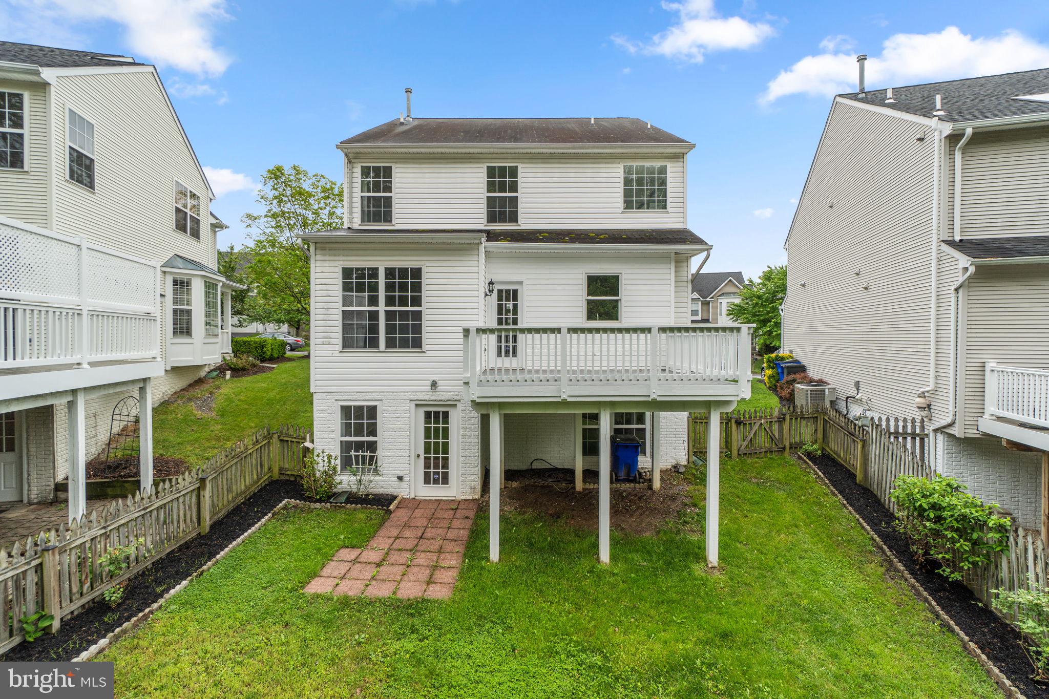 SPRING RIDGE - Residential