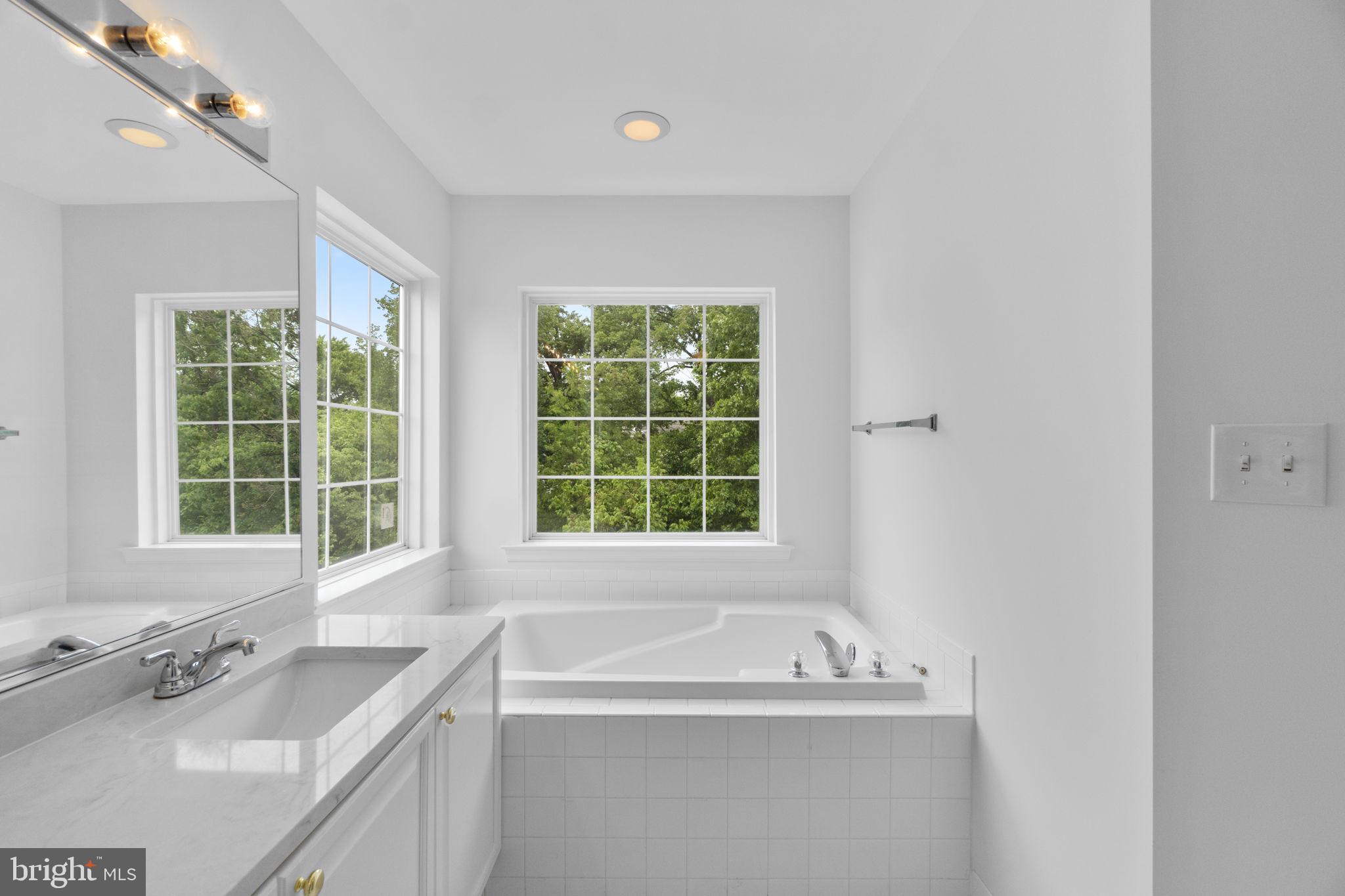 SPRING RIDGE - Residential