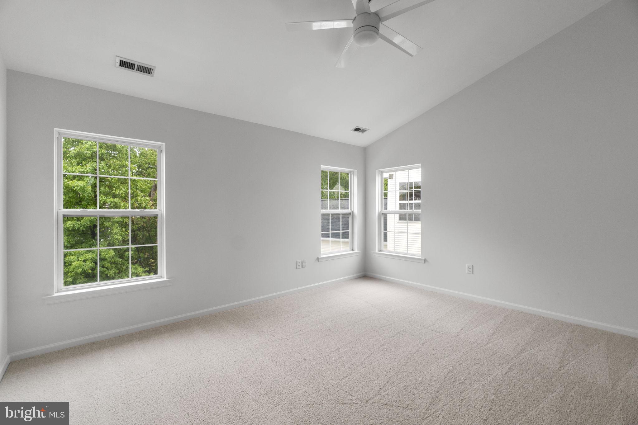 SPRING RIDGE - Residential