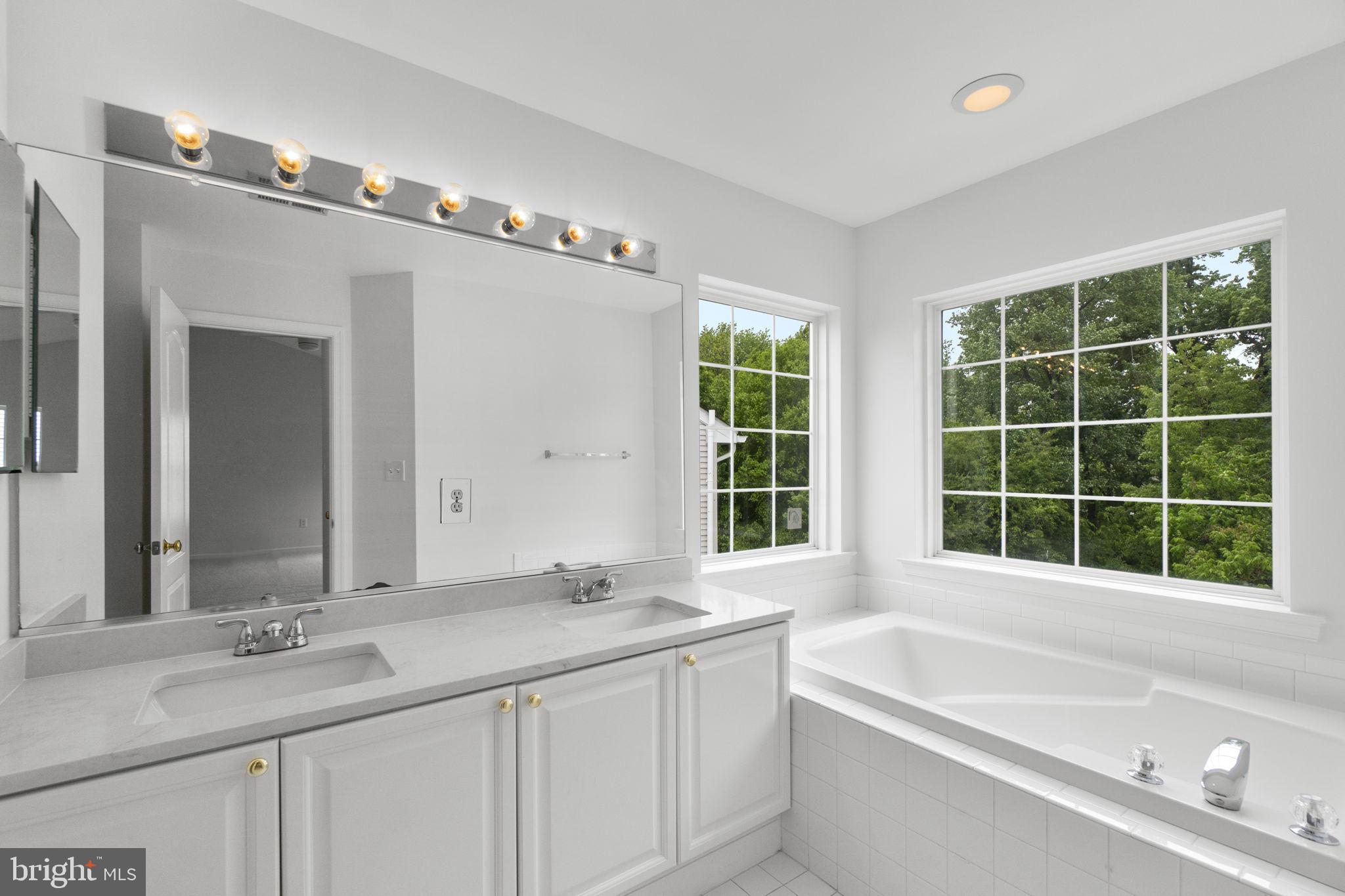 SPRING RIDGE - Residential