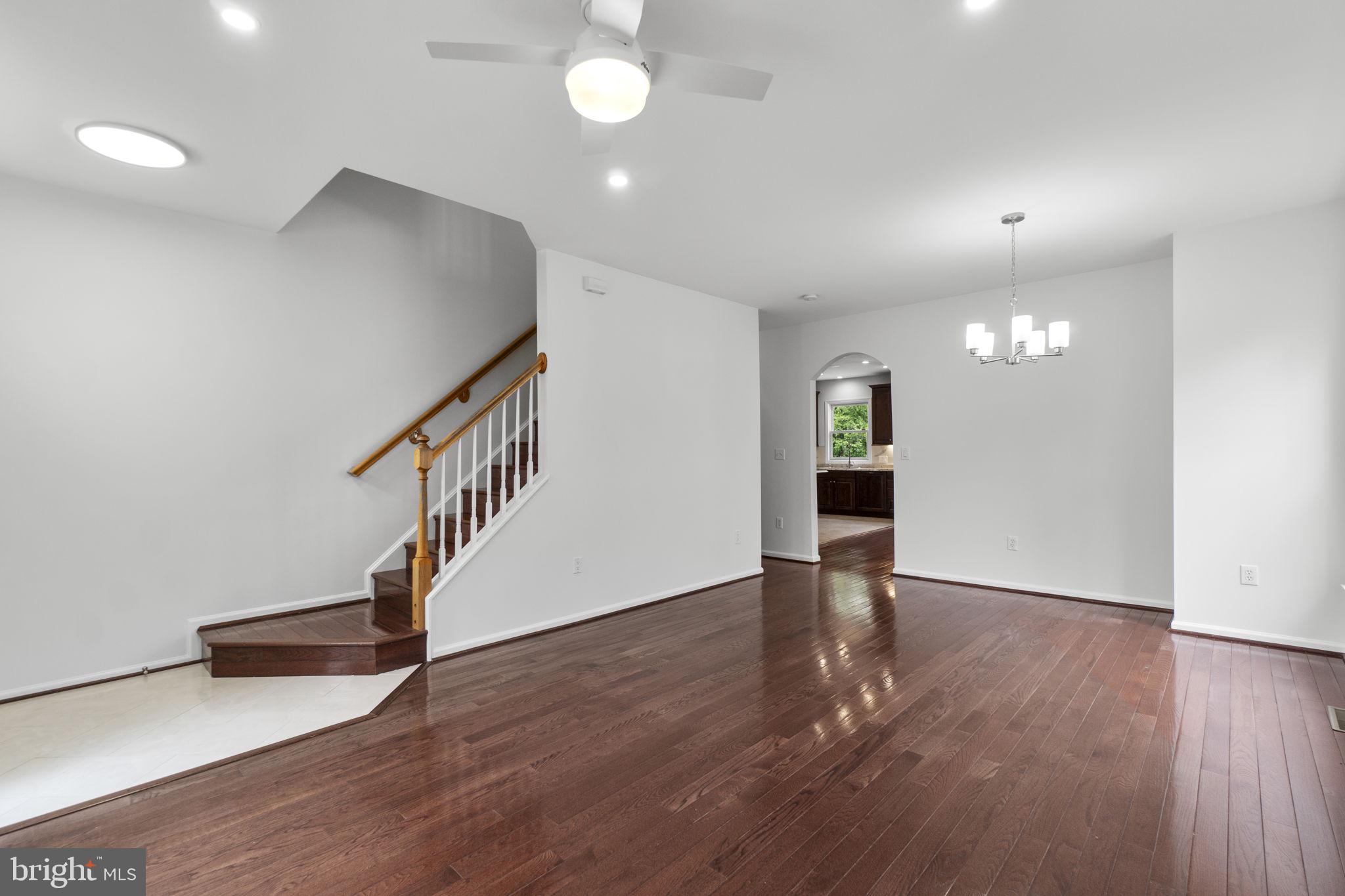 SPRING RIDGE - Residential