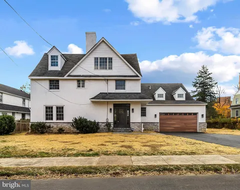 118 W Beechtree Lane, Wayne, PA MLS: PADE2101458