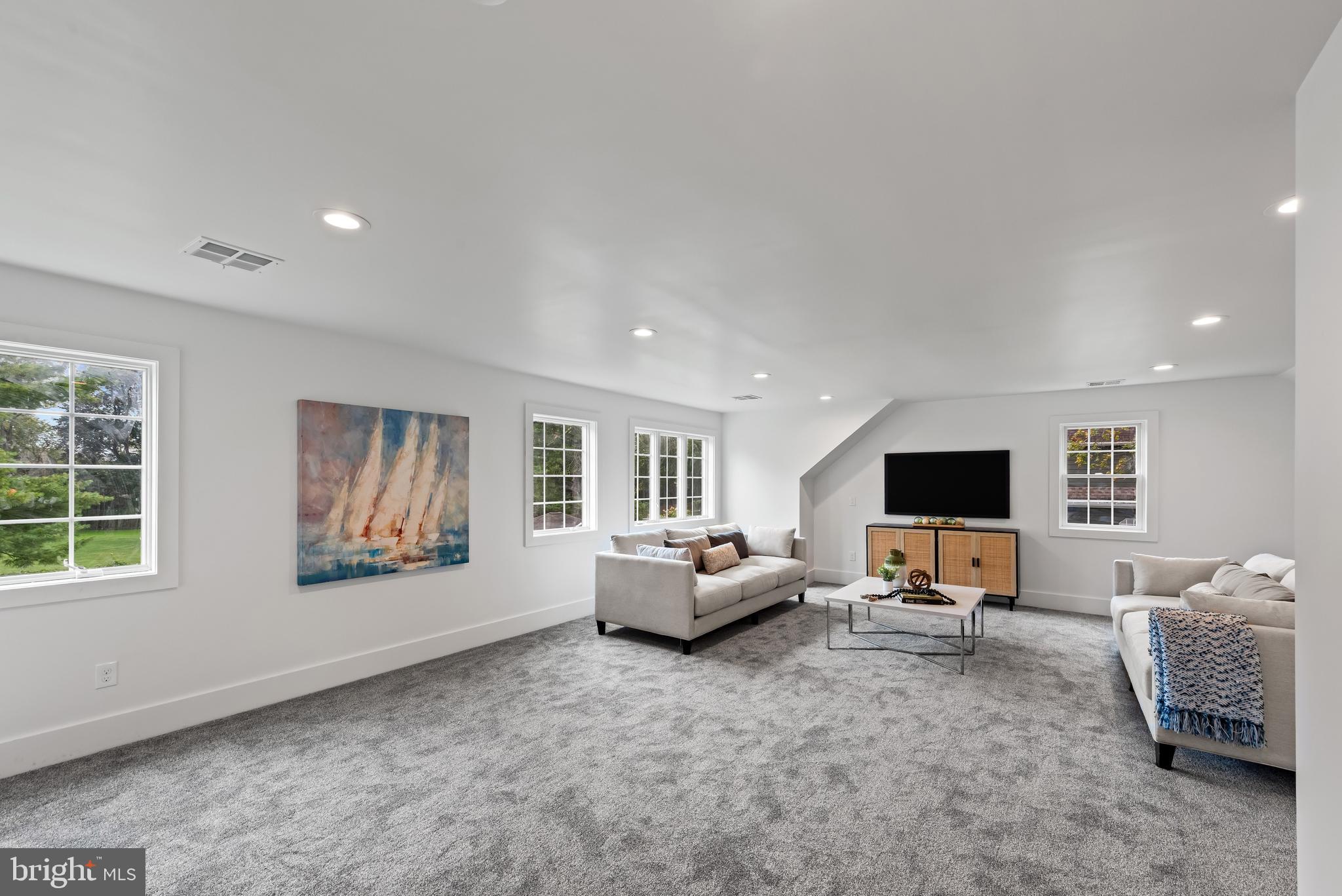 NORTH WAYNE - Residential