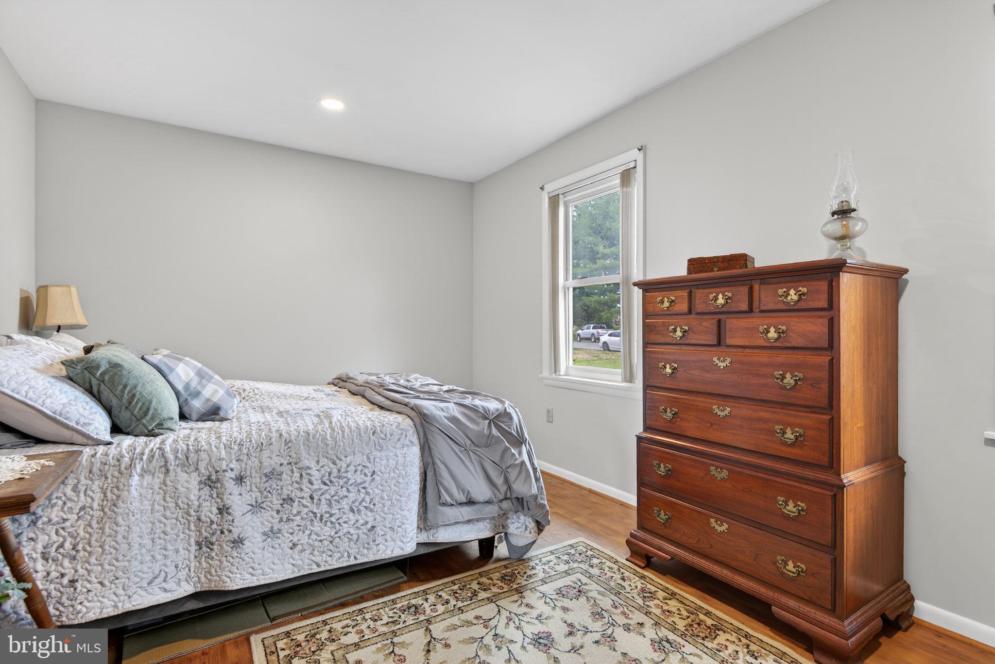 HI VIEW ESTATES - Residential