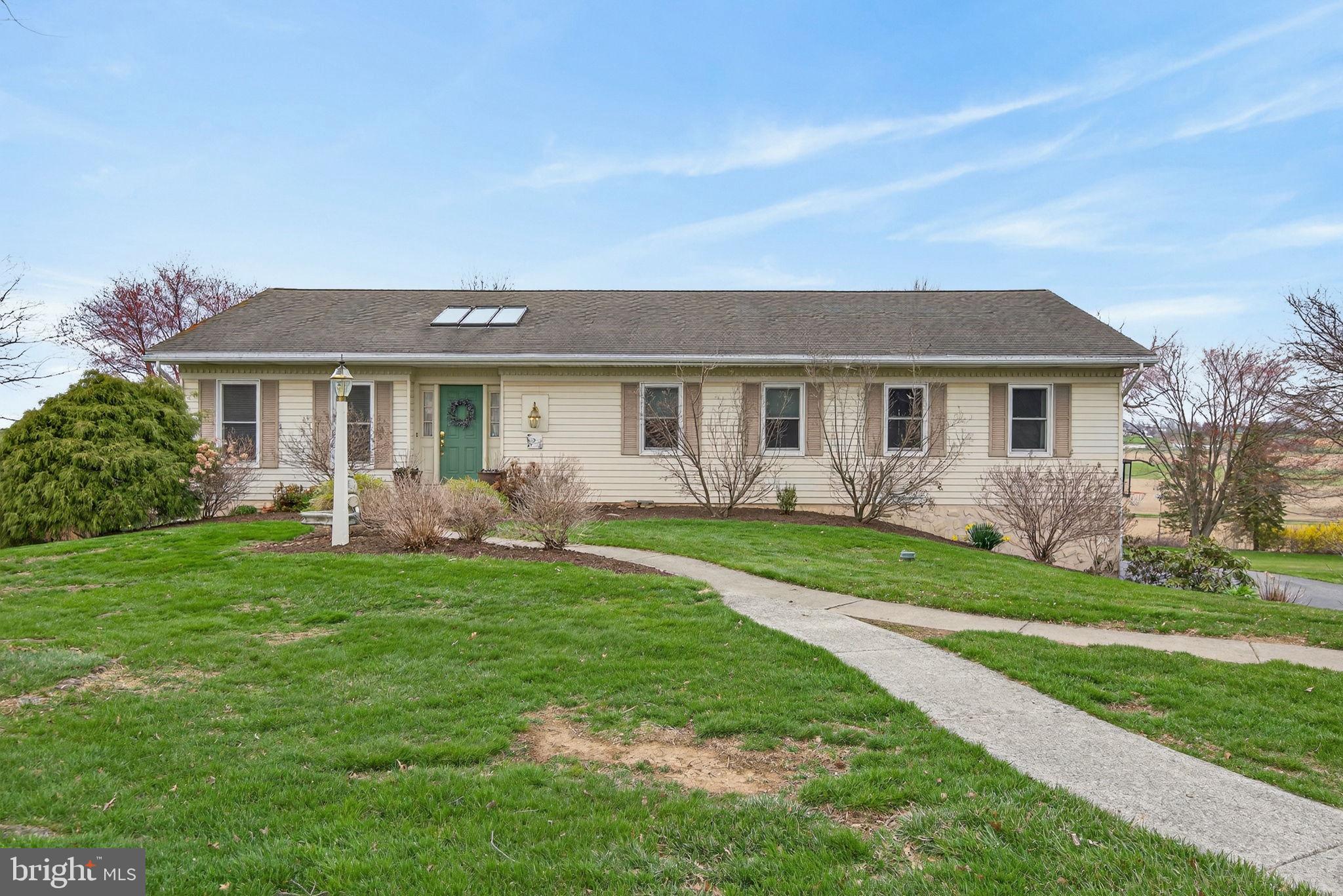 HI VIEW ESTATES - Residential