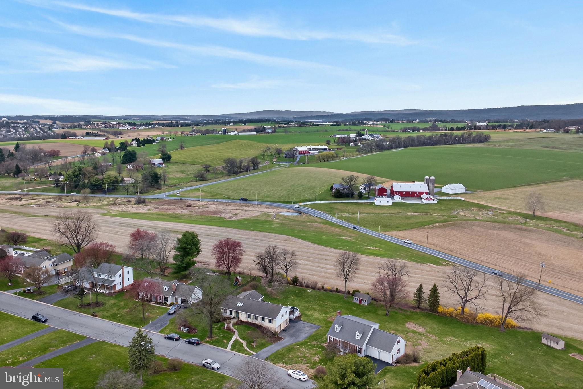 HI VIEW ESTATES - Residential